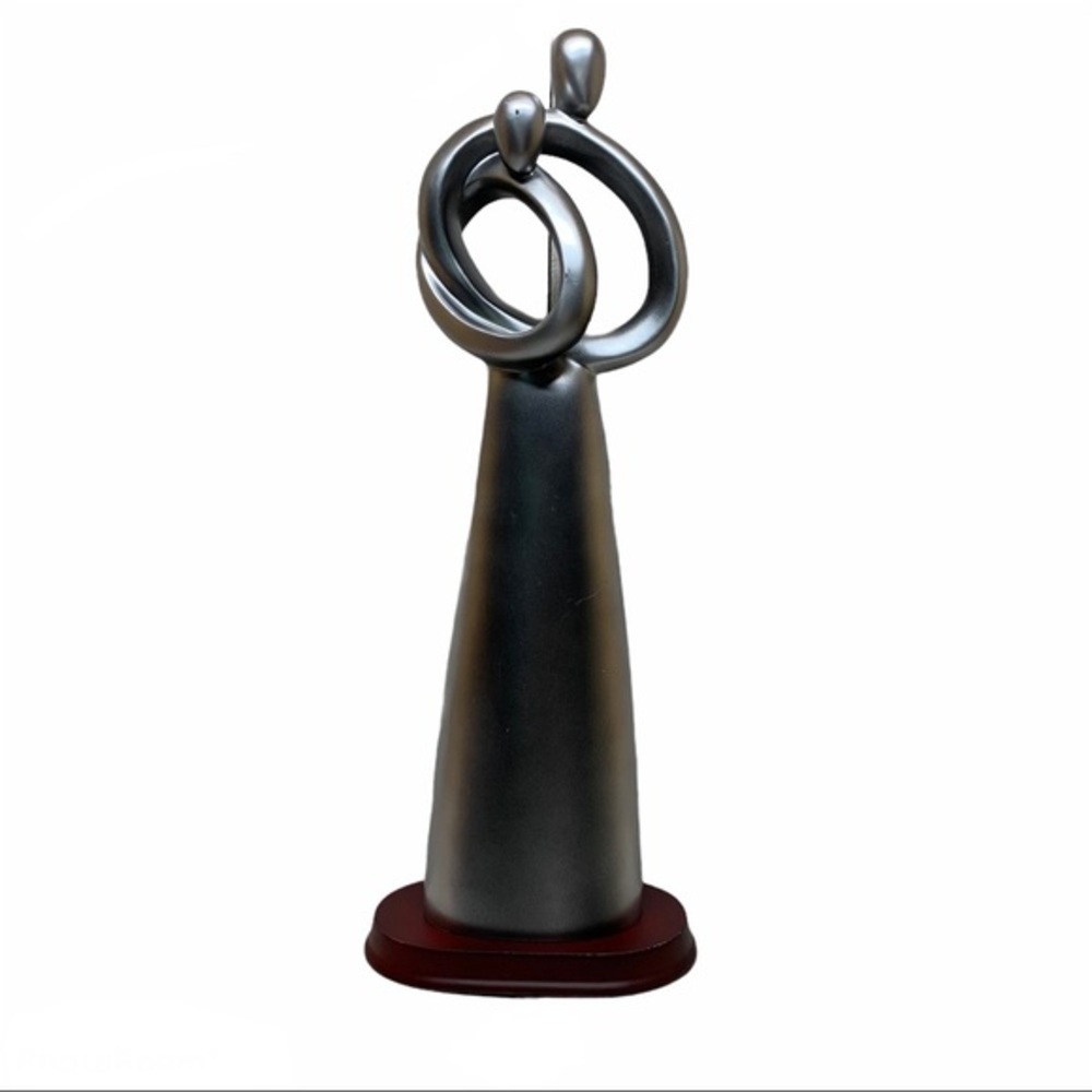 Abstract couple figurine sculpture